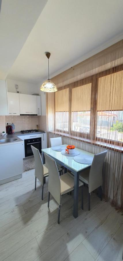 Sarah Apartment Constanta Exterior photo